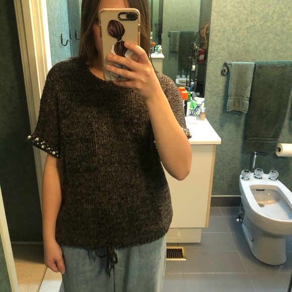 Dark Grey Short Sleeve Sweater with Pearl Details - Picture 4 of 5